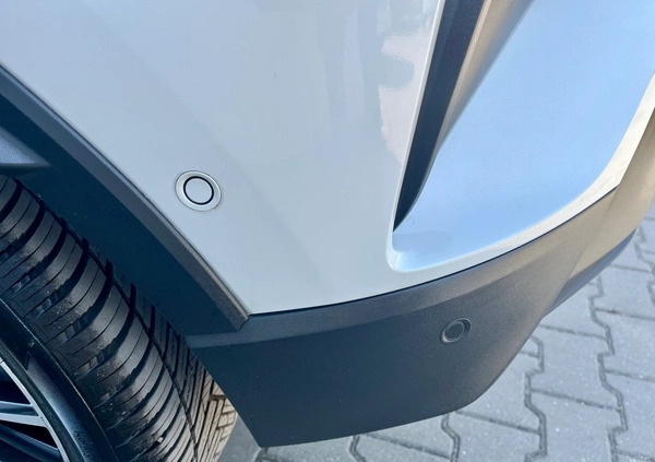 Toyota C-HR cena 79900 przebieg: 40394, rok produkcji 2018 z Toruń małe 352